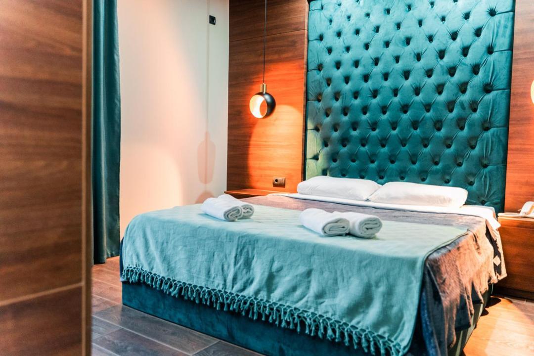 Hotel Zeleni Vir Ni エクステリア 写真
