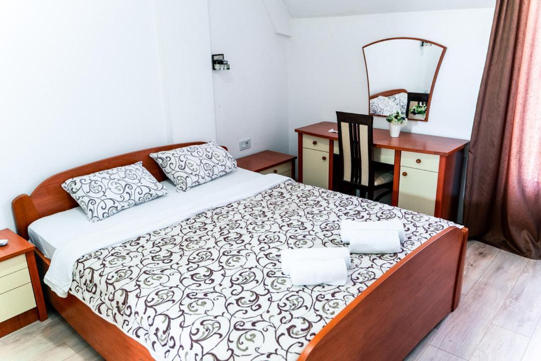 Hotel Zeleni Vir Ni エクステリア 写真