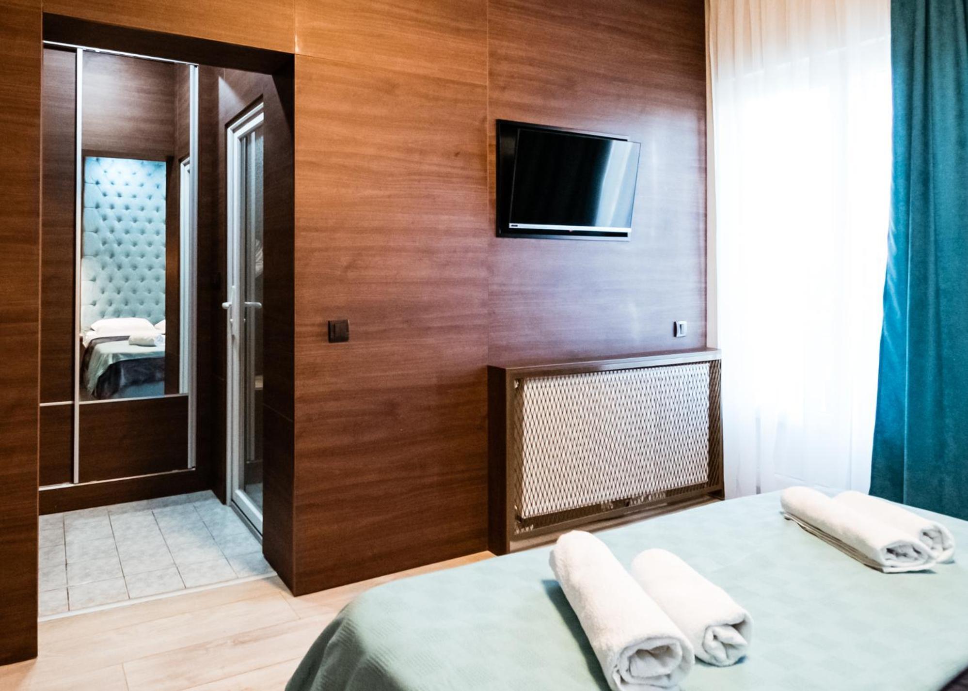 Hotel Zeleni Vir Ni エクステリア 写真