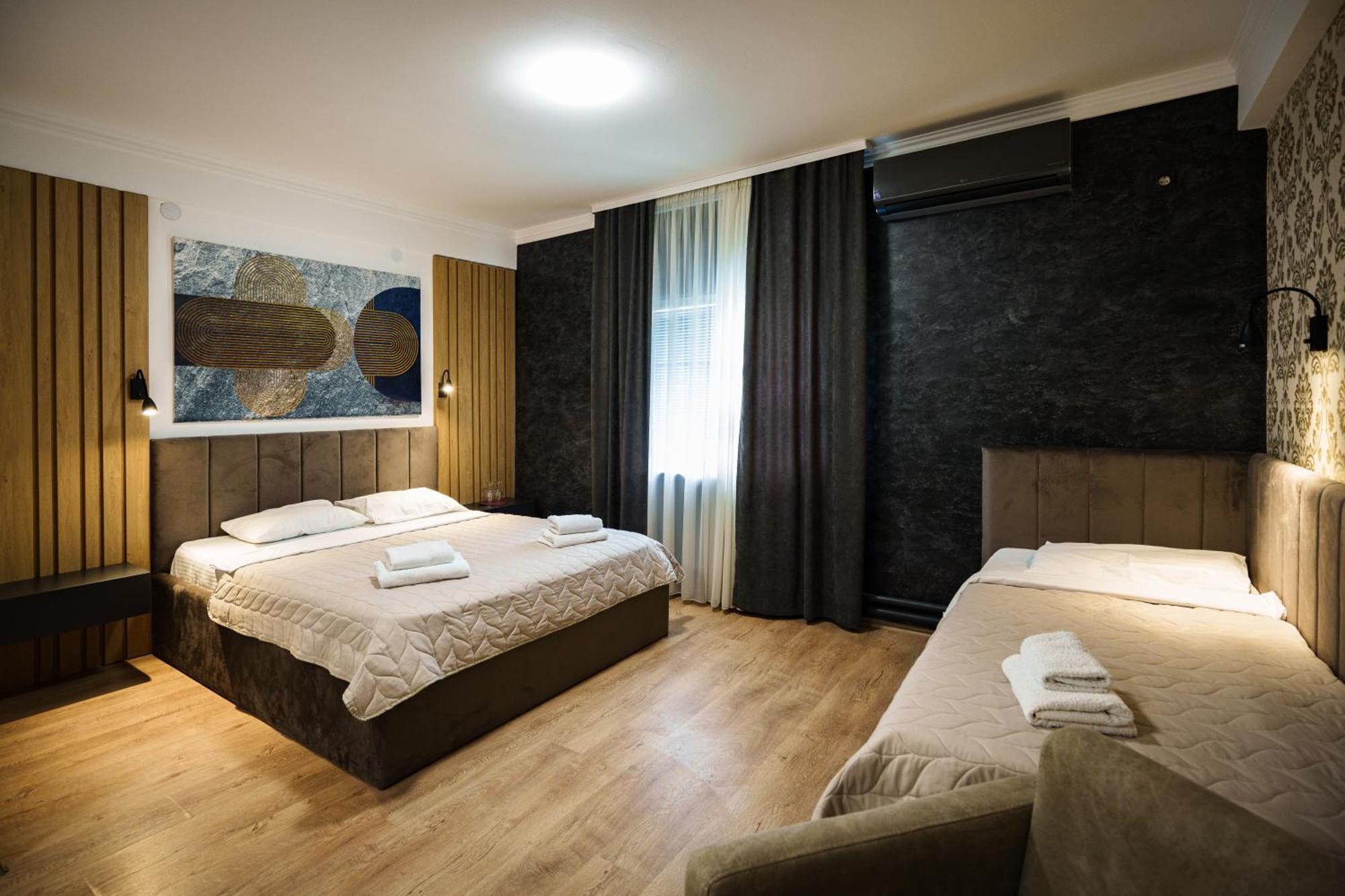 Hotel Zeleni Vir Ni エクステリア 写真