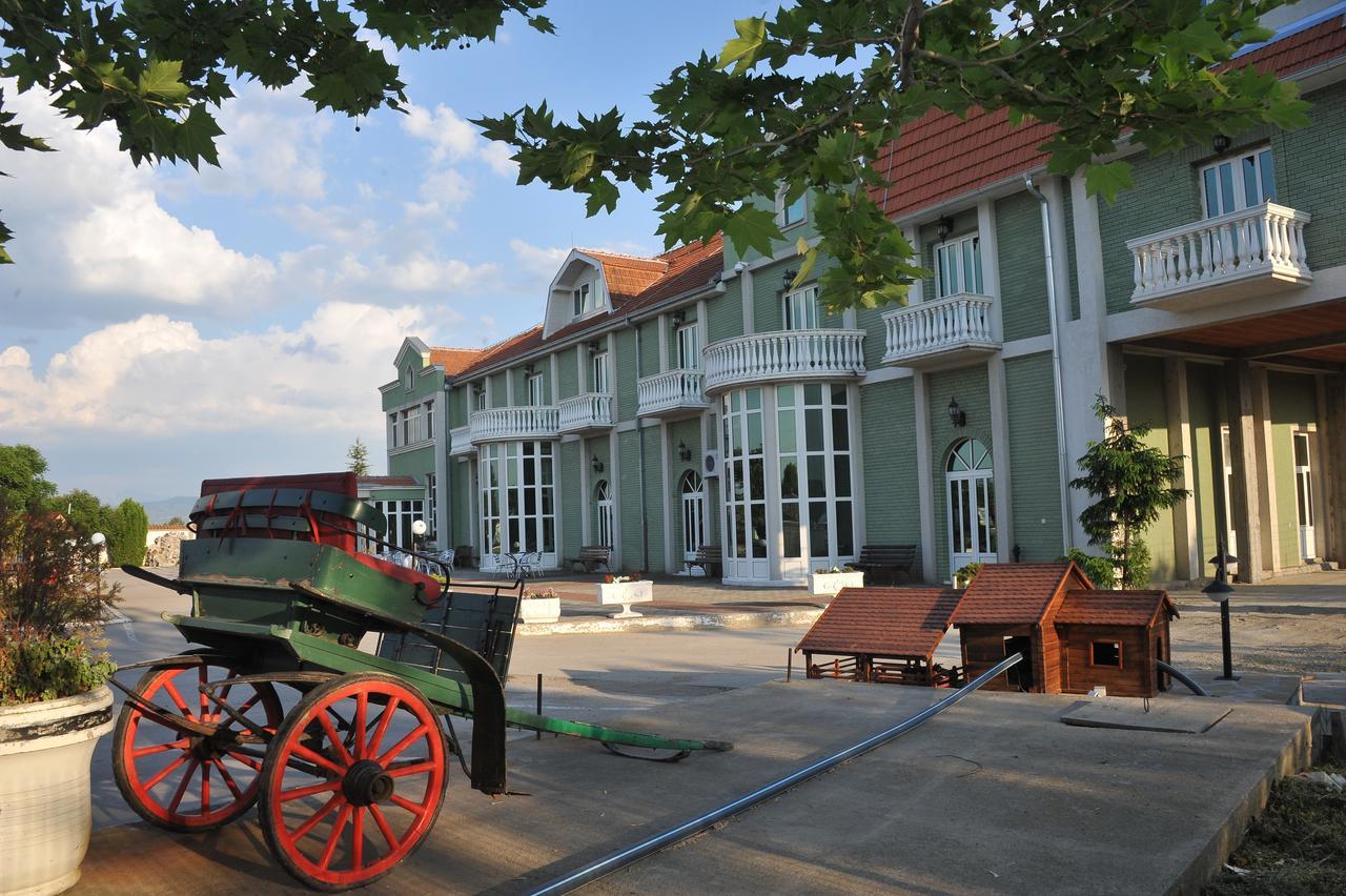 Hotel Zeleni Vir Ni エクステリア 写真